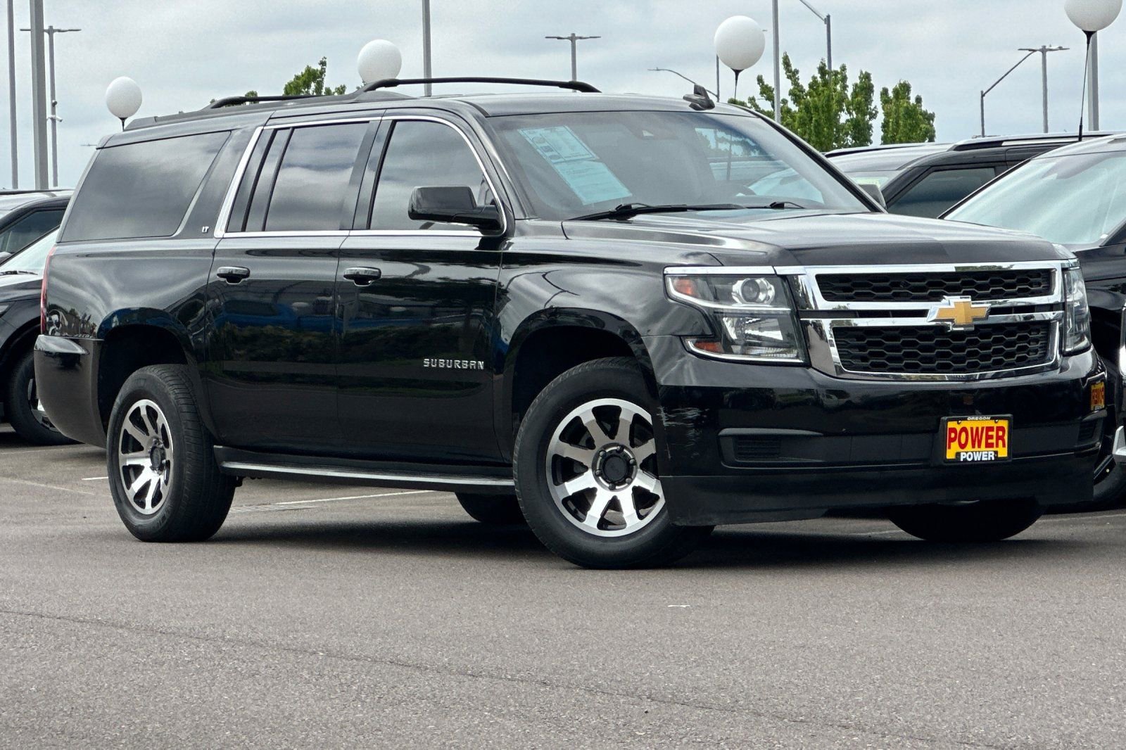 Used 2018 Chevrolet Suburban LT AWD/4WD image 2