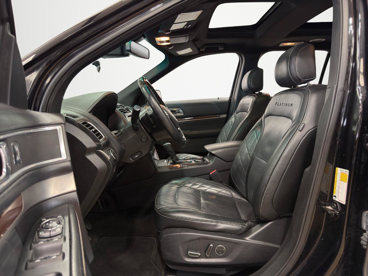 Used 2017 Ford Explorer Platinum AWD/4WD image 12