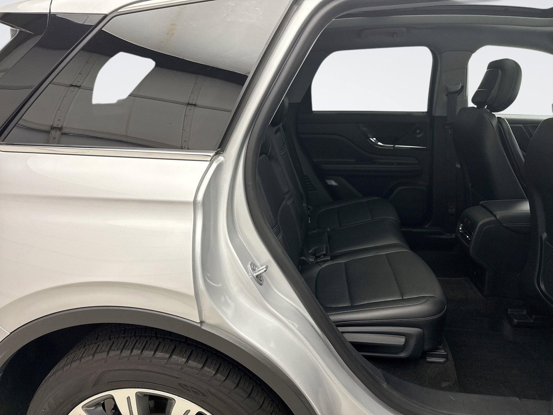 Used 2020 Lincoln Corsair Reserve w/ Equipment Group 201A image 20