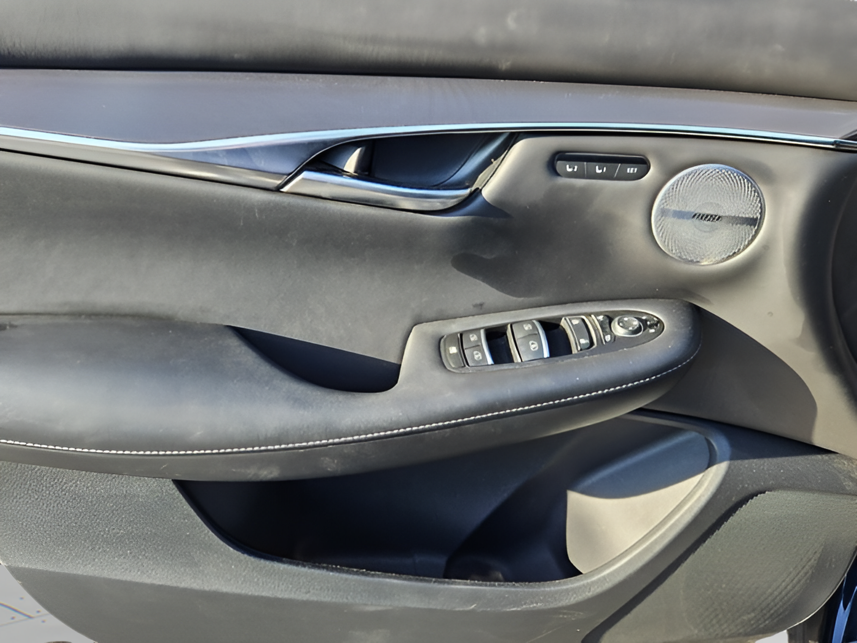 Used 2023 INFINITI QX50 Luxe FWD image 13