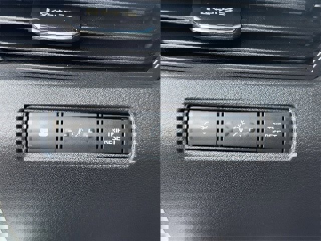 Used 2022 Nissan Altima 2.5 SR image 23