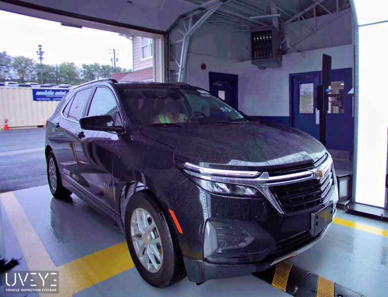 Used 2023 Chevrolet Equinox LT FWD image 1