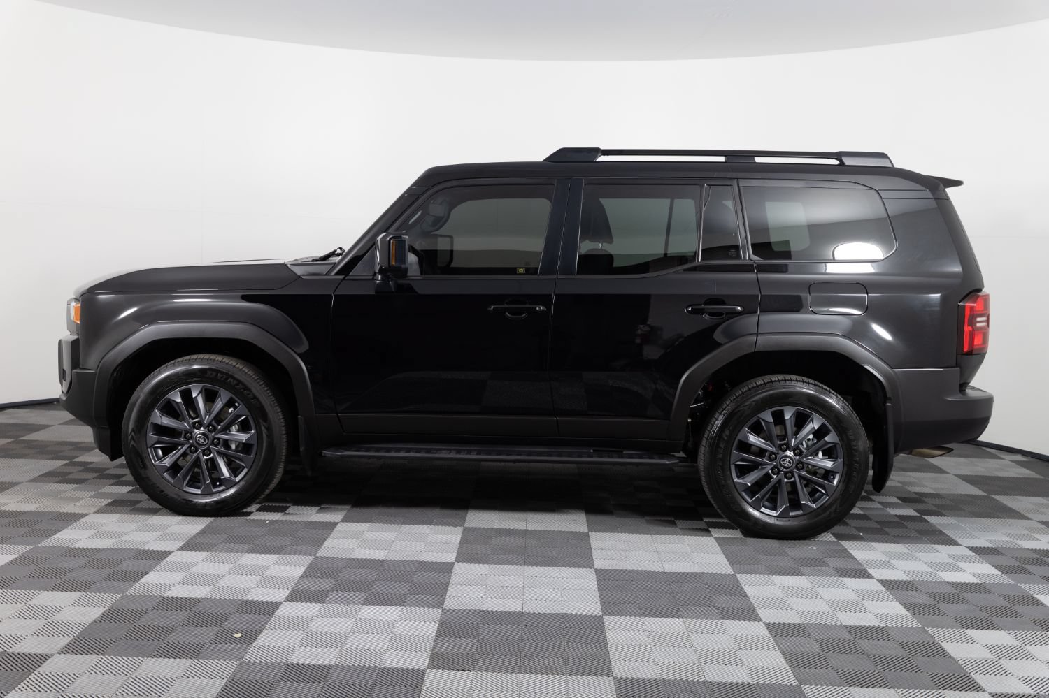 Used 2024 Toyota Land Cruiser w/ Premium Package AWD/4WD image 3