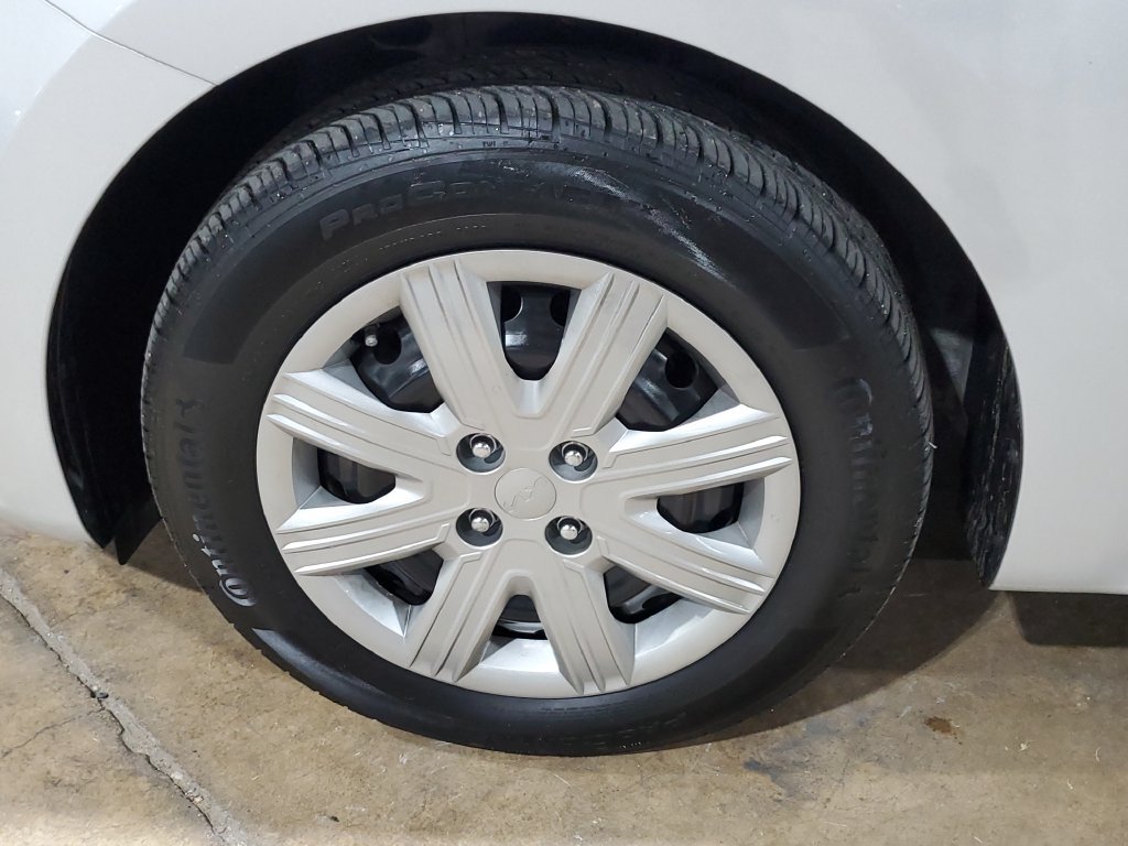 Used 2023 Kia Rio LX FWD image 36