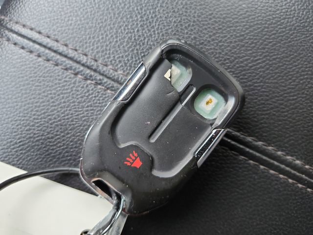 Certified 2024 GMC Terrain SLE image 25