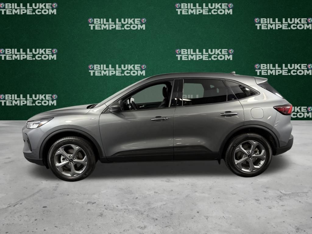 Used 2025 Ford Escape ST-Line image 9