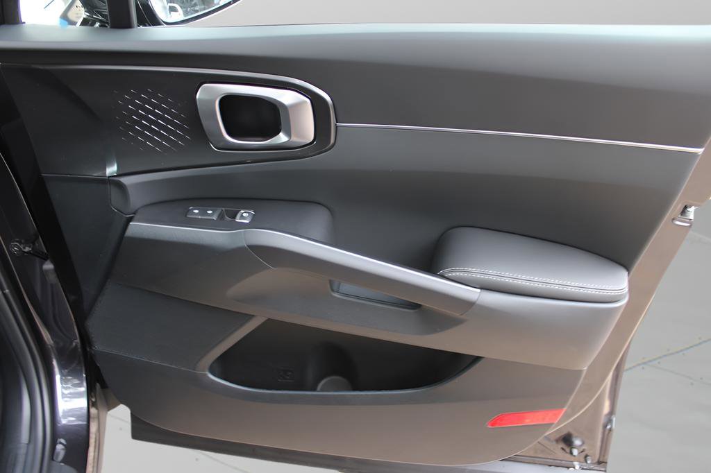 New 2025 Kia Sorento EX w/ Panoramic Sunroof Package image 28