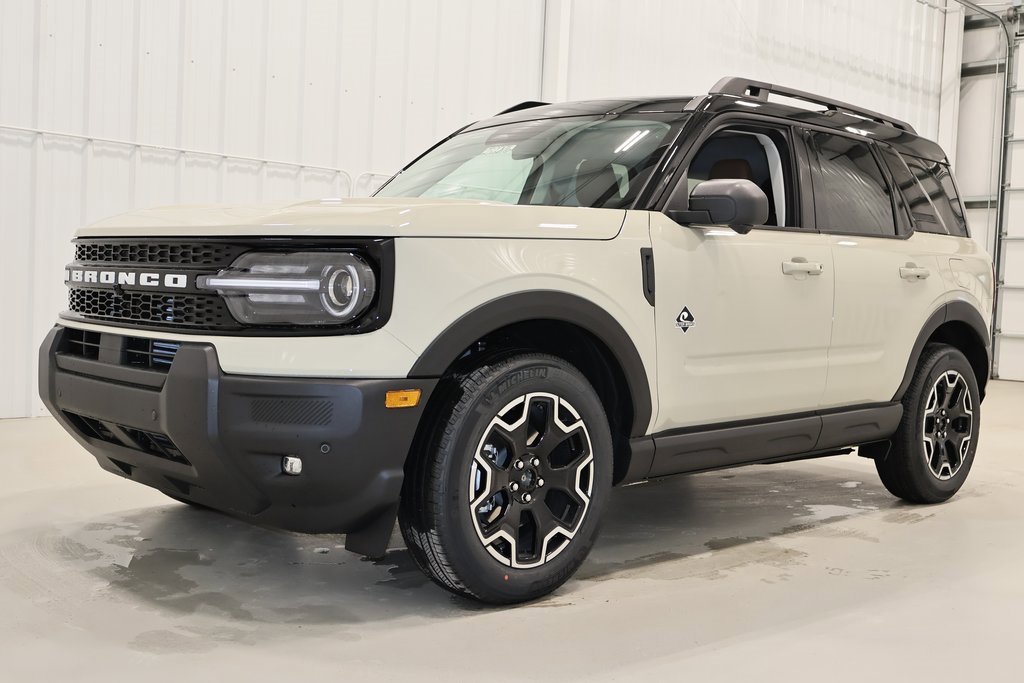New 2025 Ford Bronco Sport Outer Banks w/ Outer Banks Tech Package+ image 4