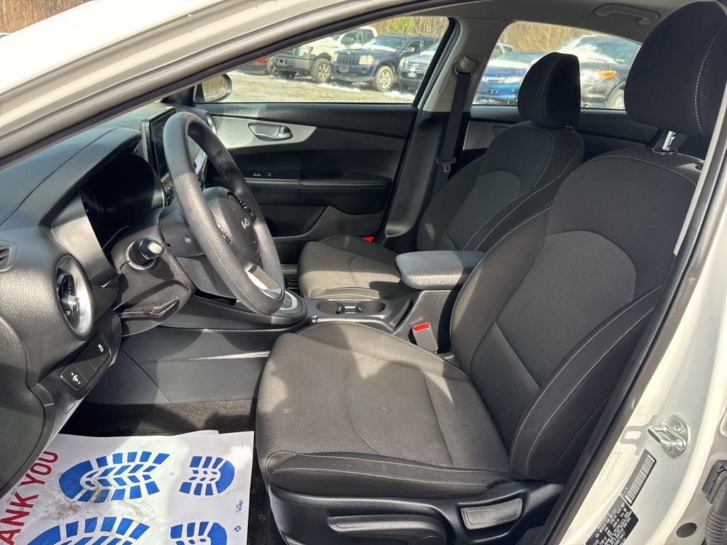 Used 2024 Kia Forte LXS image 14