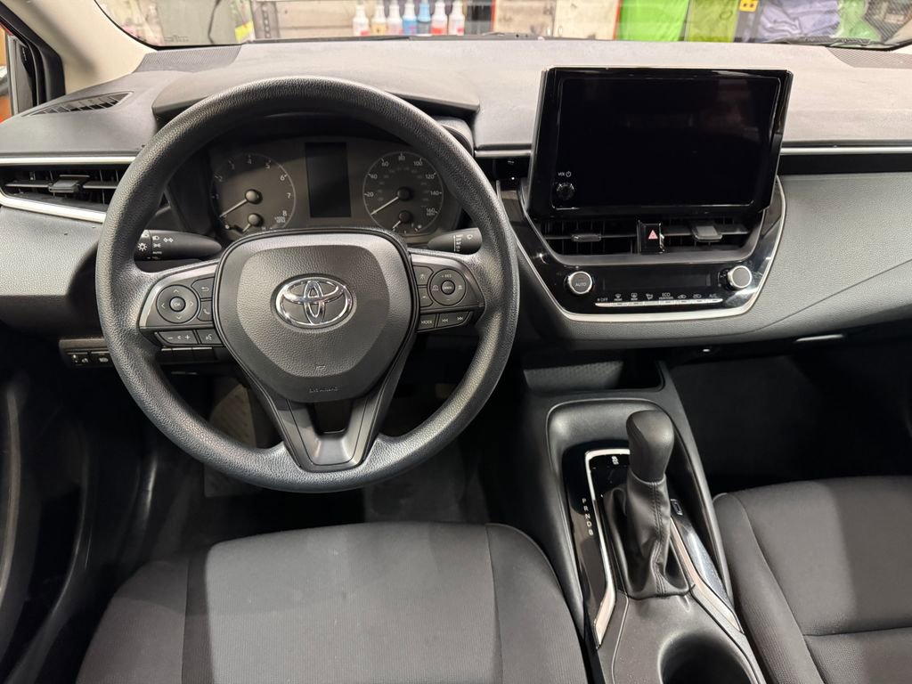 Used 2024 Toyota Corolla LE image 18