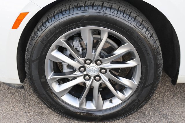 Used 2022 Buick Enclave Avenir w/ Avenir Technology Package image 7