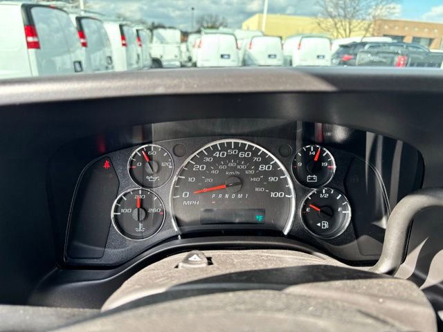 New 2026 GMC Savana 3500 w/ Driver Convenience Package RWD image 14