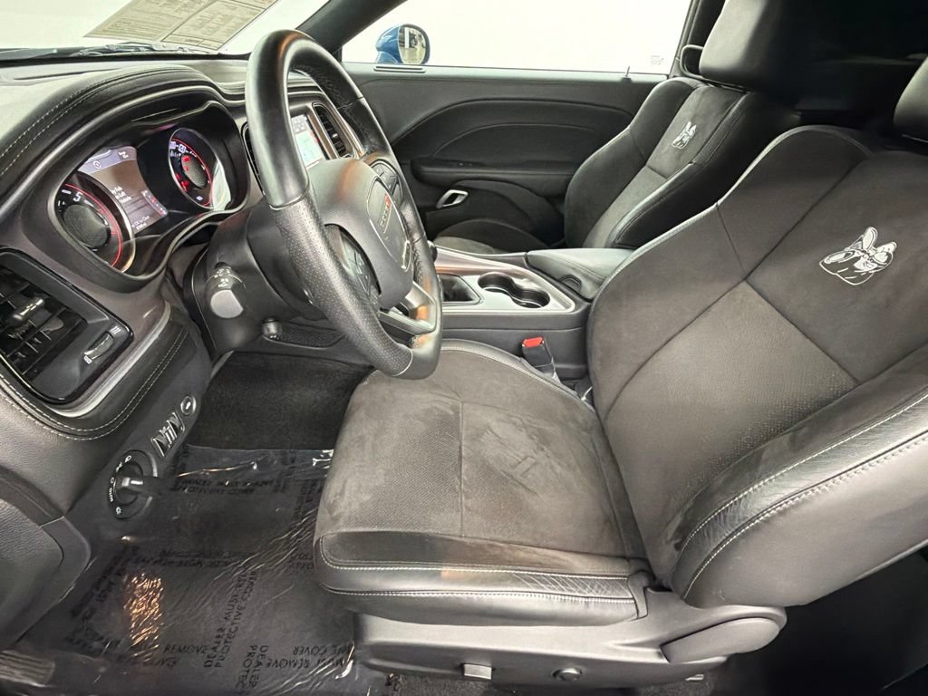 Used 2022 Dodge Challenger R/T Scat Pack RWD image 22