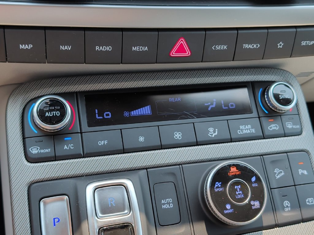 Used 2025 Hyundai Palisade SEL AWD/4WD image 23
