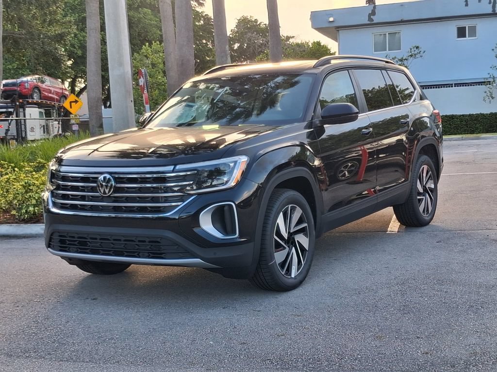 New 2026 Volkswagen Atlas SE FWD image 3