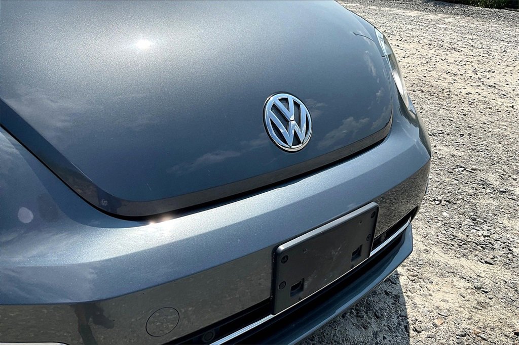 Used 2019 Volkswagen Beetle 2.0T SE image 25