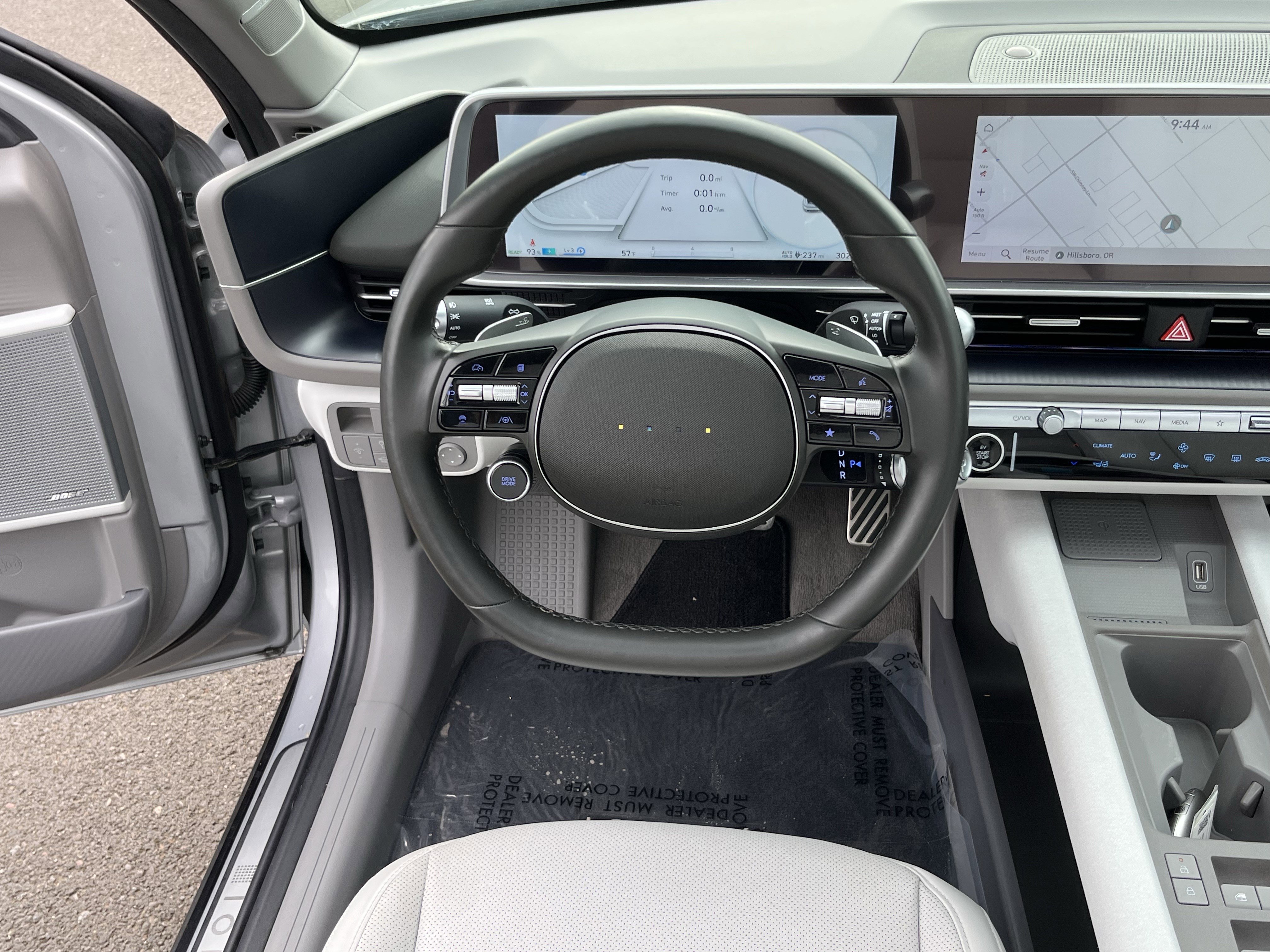 Used 2024 Hyundai Ioniq 6 Limited image 12