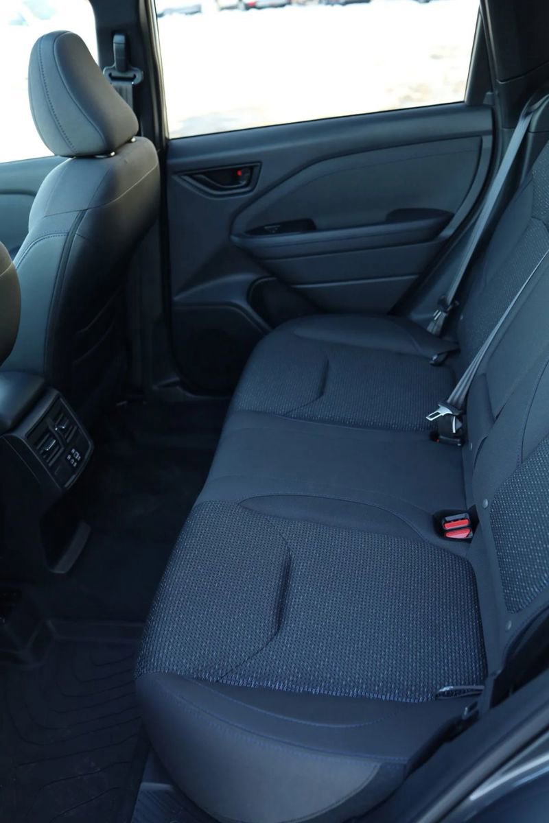 Used 2025 Subaru Forester Premium w/ Convenience Package #1 image 40