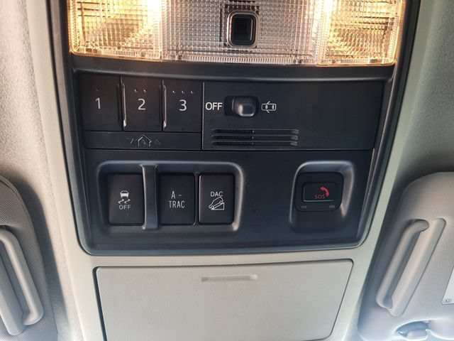 Used 2022 Toyota 4Runner SR5 Premium w/ Wilderness Package (TMS) AWD/4WD image 20