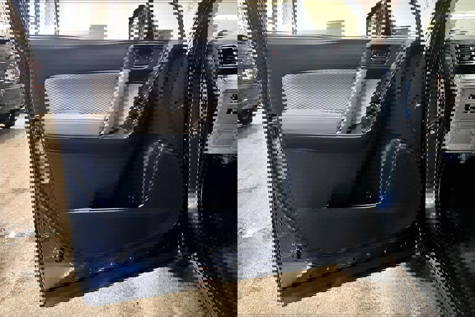 Used 2018 Subaru Forester 2.5i w/ Alloy Wheel Package image 22