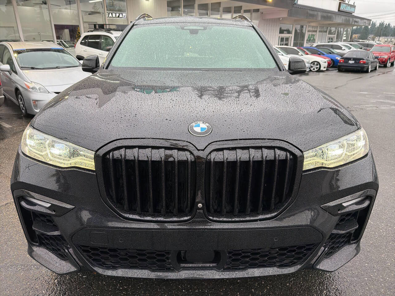 Used 2019 BMW X7 xDrive50i w/ M Sport Package image 17