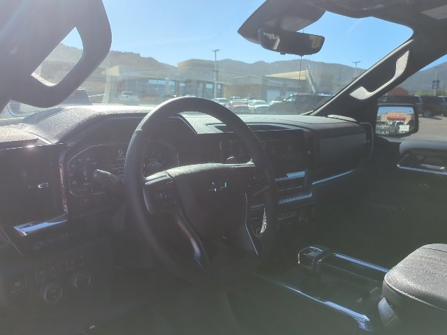 Used 2025 Chevrolet Silverado 1500 High Country w/ Midnight Edition image 12