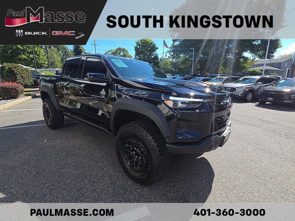 Used 2024 Chevrolet Colorado ZR2 w/ ZR2 Bison Edition AWD/4WD image 3