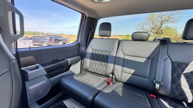 New 2026 Ford F250 XLT w/ XLT Premium Package AWD/4WD image 14