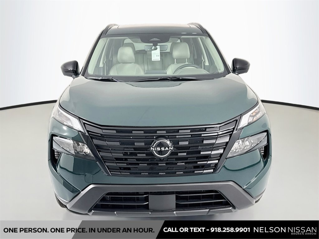New 2026 Nissan Rogue Dark Armor FWD image 2