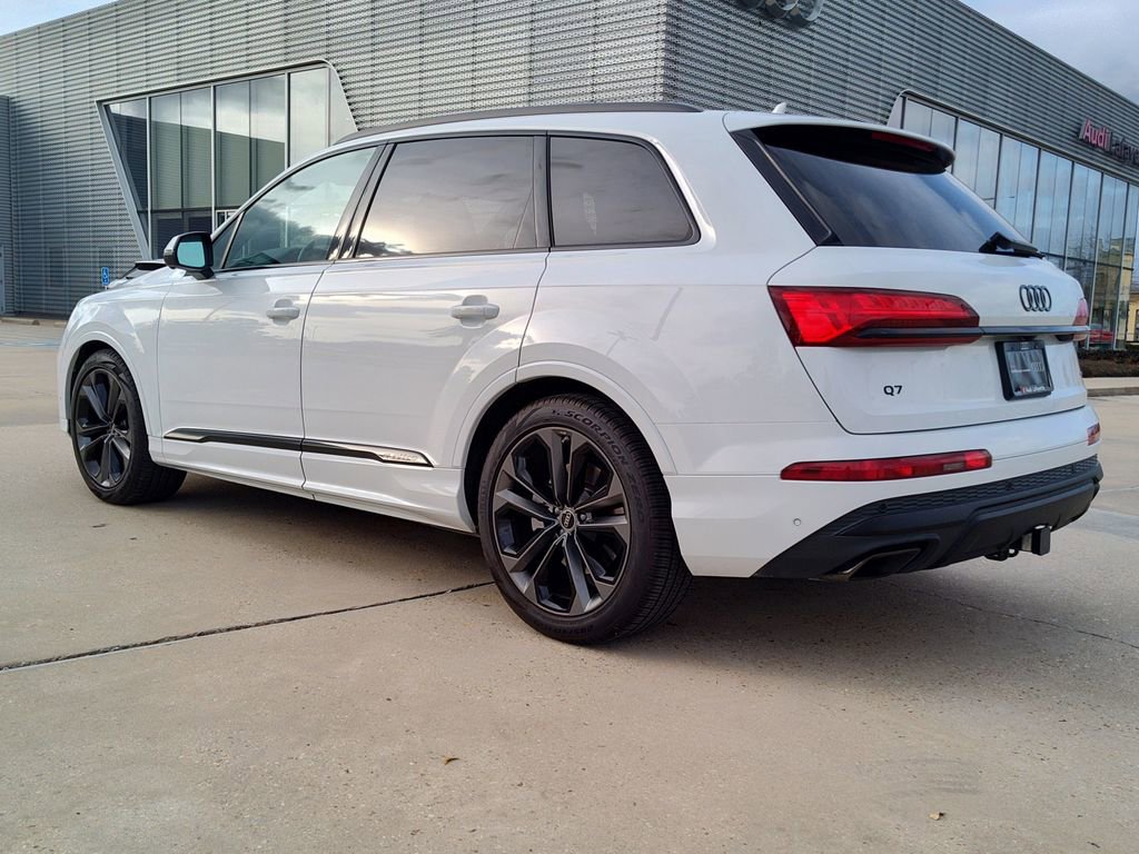 Certified 2025 Audi Q7 3.0T Prestige w/ Prestige Package image 6