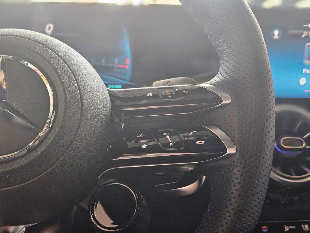 New 2026 Mercedes-Benz GLB 35 AMG 4MATIC image 27