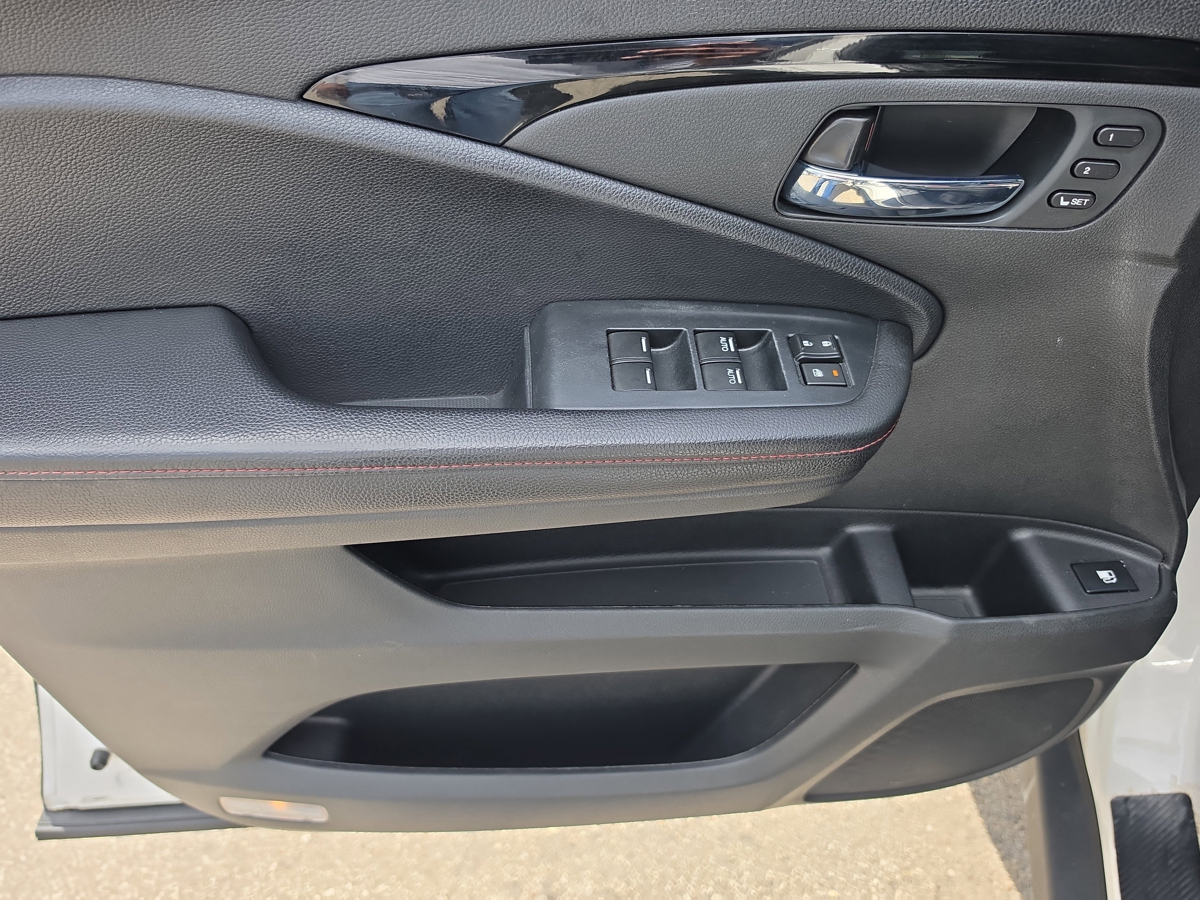 Certified 2023 Honda Ridgeline Black Edition image 15