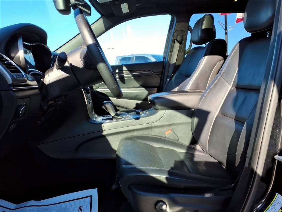 Used 2019 Jeep Grand Cherokee Limited image 13