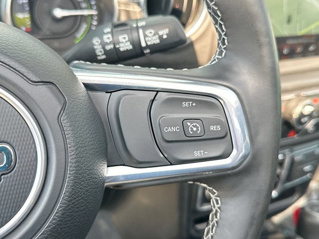 Used 2023 Jeep Wrangler Unlimited Sahara w/ Cold Weather Group AWD/4WD image 29