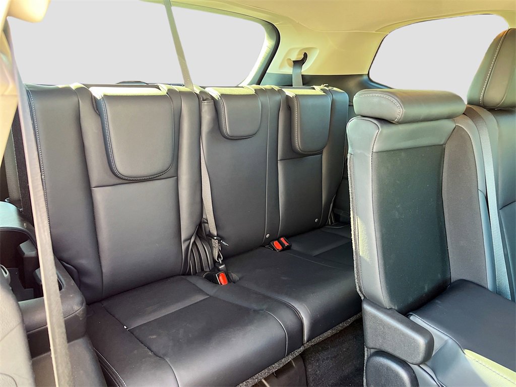 Used 2023 Subaru Ascent Limited image 25