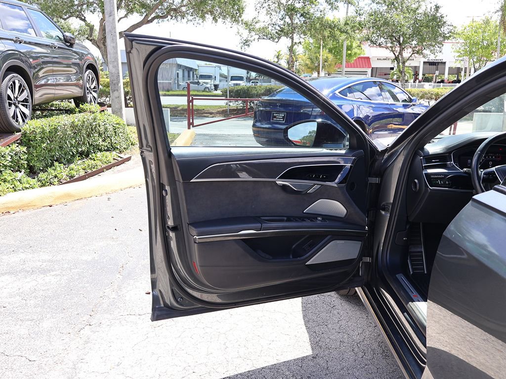Used 2020 Audi S8 L w/ Full Leather Package AWD/4WD image 30
