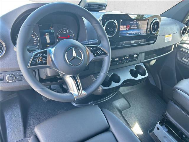 New 2026 Mercedes-Benz Sprinter 2500 image 3