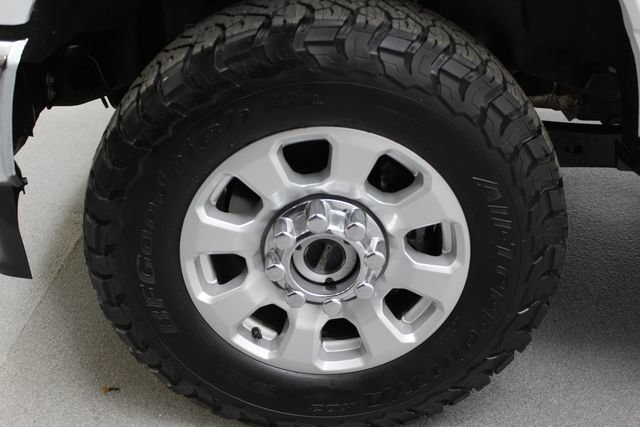 Used 2024 Ford F250 XLT w/ Snow Plow Prep Package AWD/4WD image 6