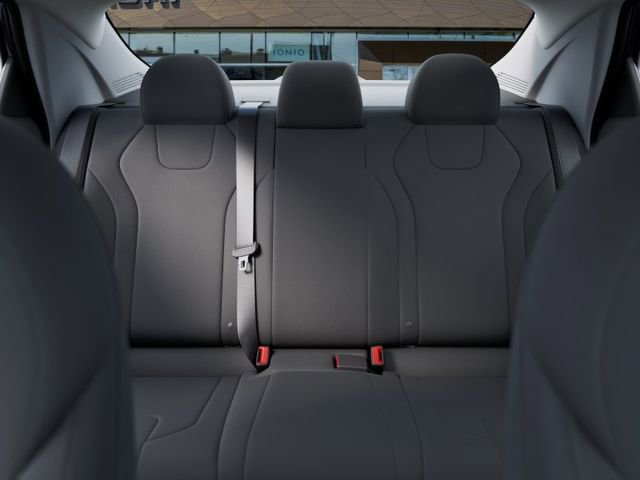 New 2026 Hyundai Elantra SE FWD image 12