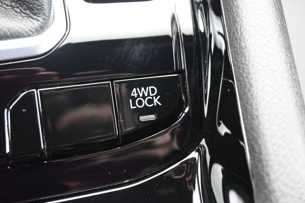 New 2026 Jeep Compass Latitude AWD/4WD image 18