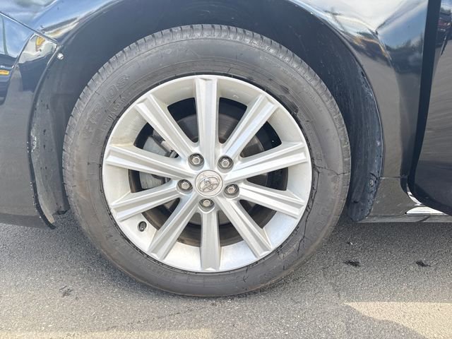 Used 2012 Toyota Camry XLE FWD image 23