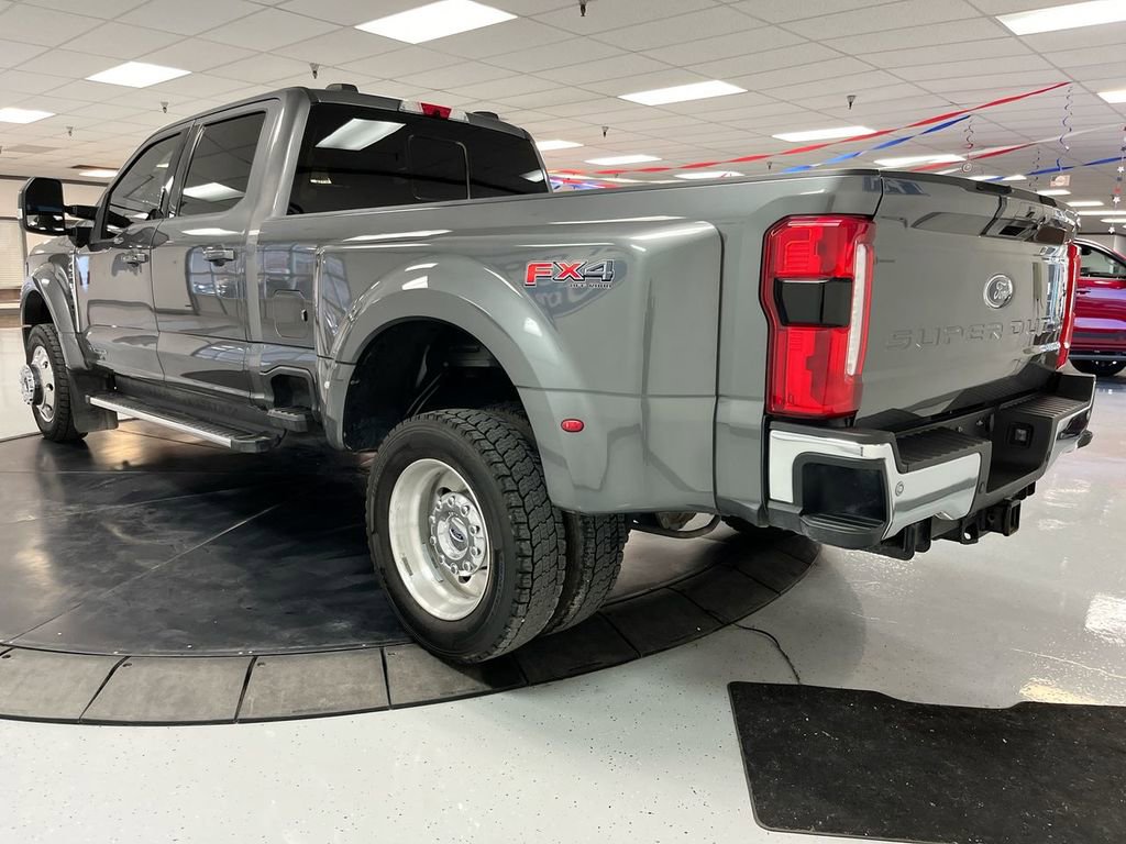 Used 2023 Ford F450 Lariat w/ FX4 Off-Road Package image 6