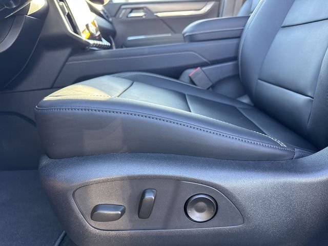 New 2026 GMC Acadia Elevation w/ Elevation Premium Package FWD image 16