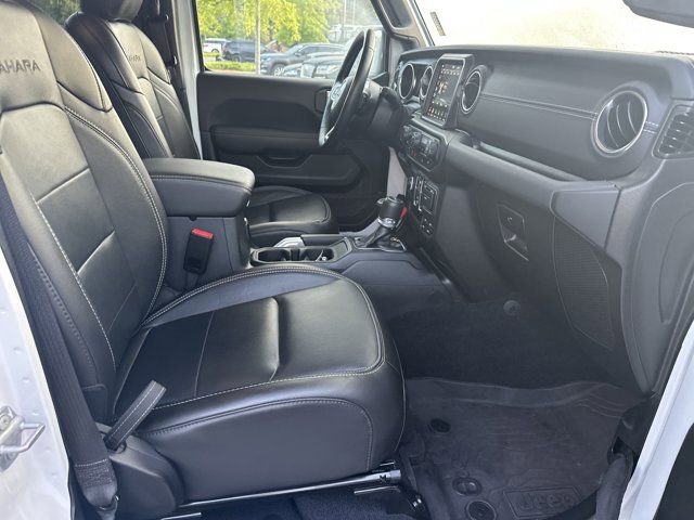 Used 2023 Jeep Wrangler Unlimited Sahara w/ Cold Weather Group image 15