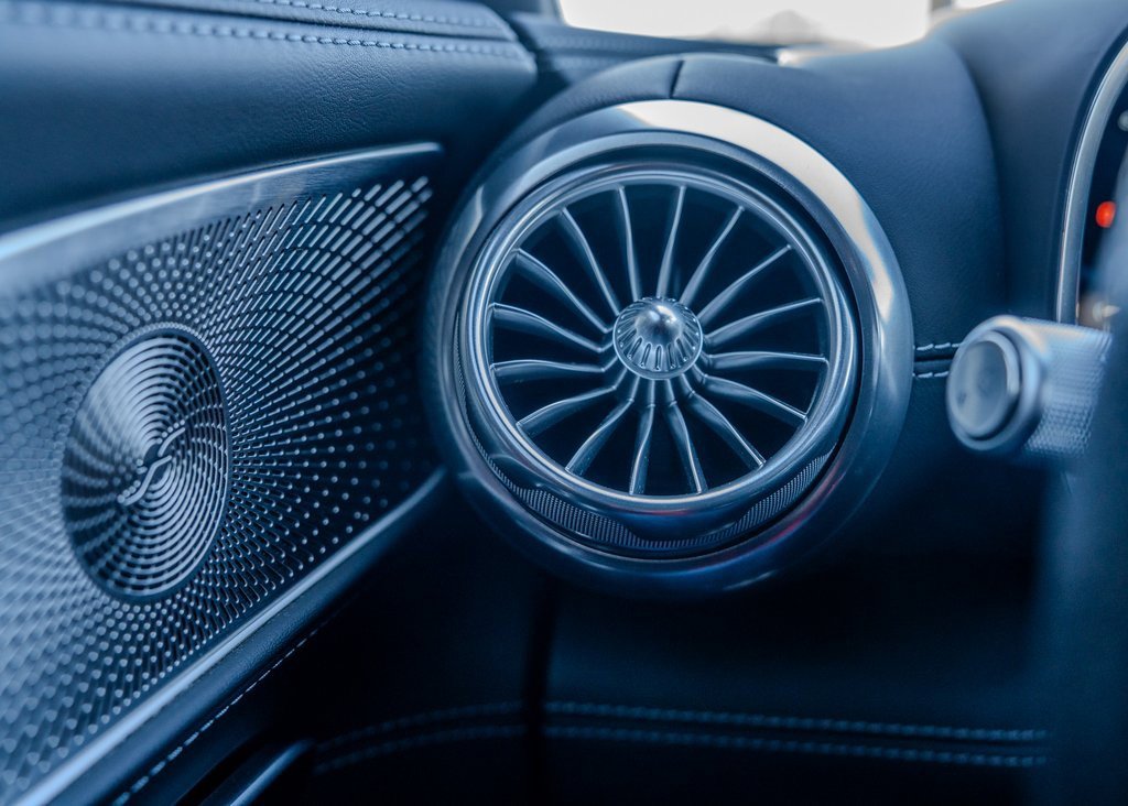 Used 2022 Mercedes-Benz SL 55 AMG 4MATIC image 8