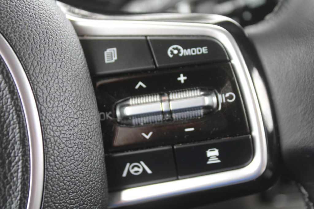 Certified 2023 Kia Sorento EX w/ Panoramic Sunroof Package FWD image 33