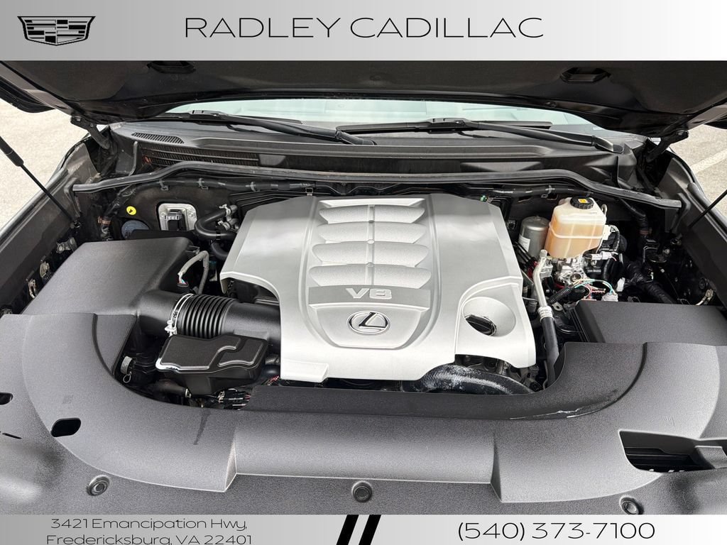 Used 2019 Lexus LX 570 4WD w/ Luxury Package image 16