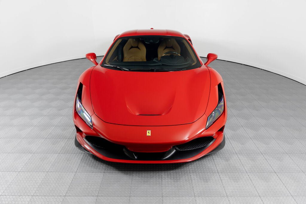 Certified 2021 Ferrari F8 Tributo RWD image 12