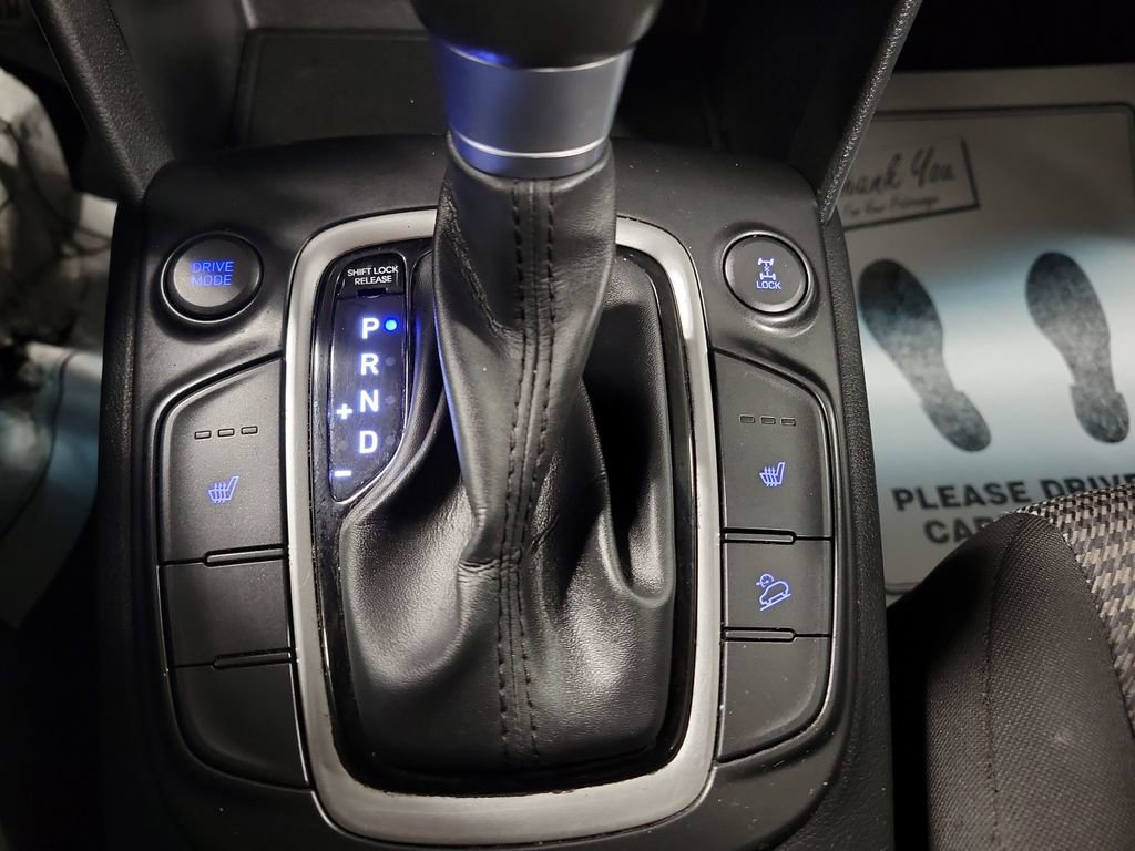 Used 2019 Hyundai Kona SEL image 16