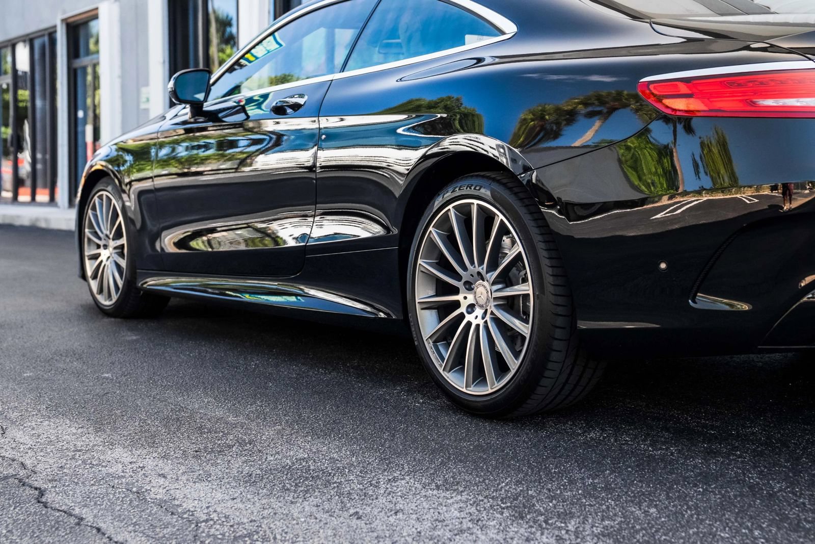 Used 2015 Mercedes-Benz S 550 4MATIC Coupe image 6